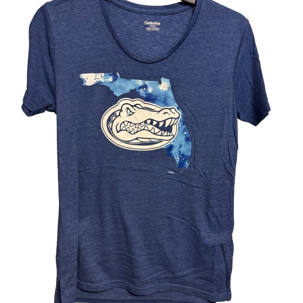 UF University of Florida Gators Captivating Apparel Women's Tee Shirt, Small